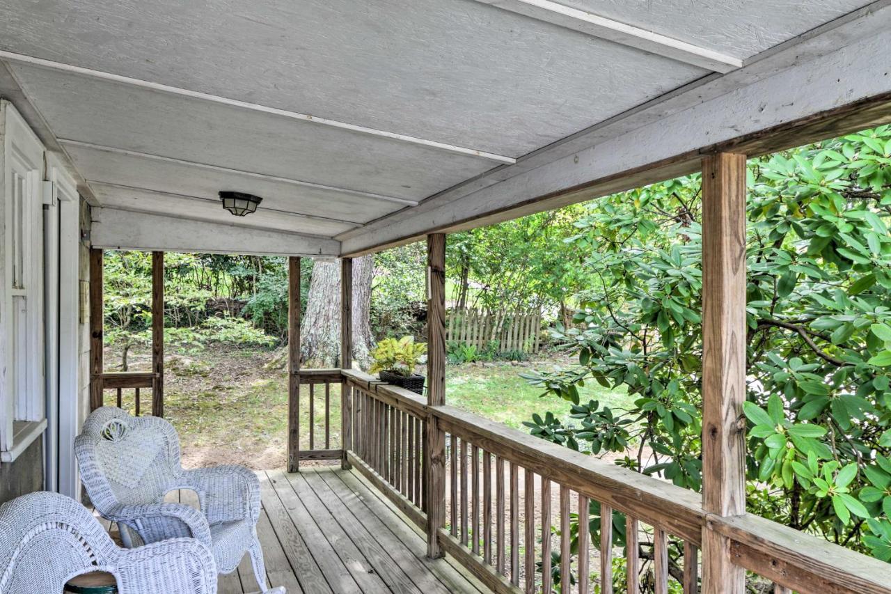 Enchanting Family House With Balcony Less Than 3 Mi To Wvu! Villa Morgantown Exterior photo